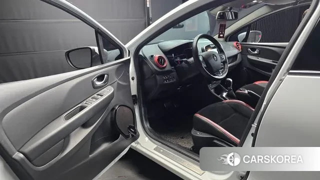 Renault Korea (Samsung) Clio 2018 Белый из Кореи, фото 2