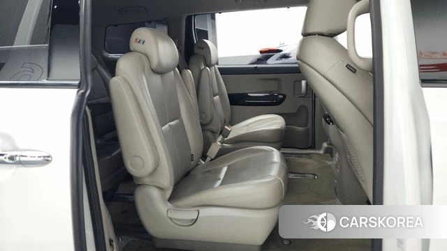 Kia The New Carnival 2018 Белый из Кореи, фото 2