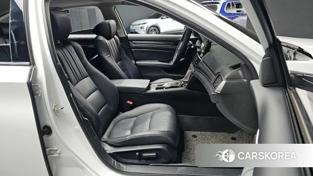 Honda Accord 10th Generation 2018 Белый из Кореи, фото 2