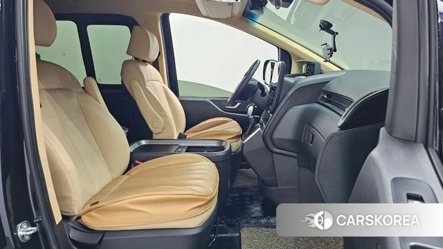 Hyundai Staria 2023 Синий из Кореи, фото 2