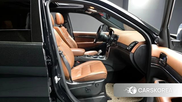Jeep Grand Cherokee 2020 Черный из Кореи, фото 2
