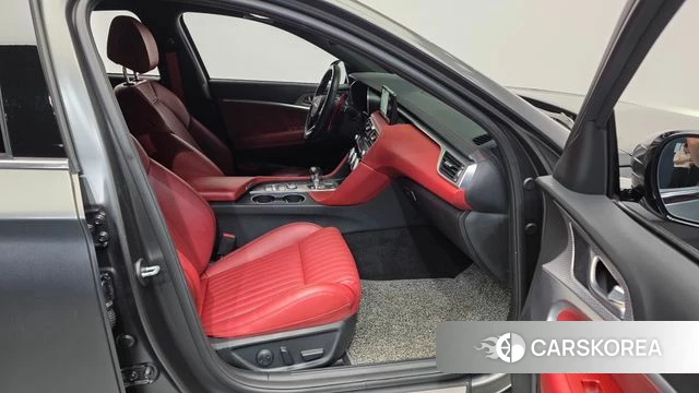 Genesis The New G70 2021 Серый из Кореи, фото 2