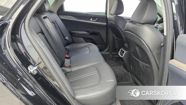 Kia K5 3rd generation 2023 Черный из Кореи, фото 2