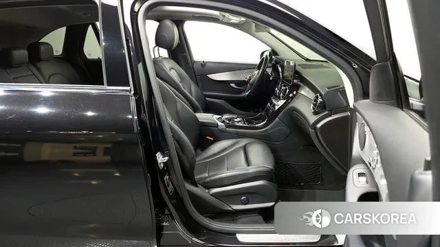 Mercedes-Benz GLC-Class X253 2018 Черный из Кореи, фото 2