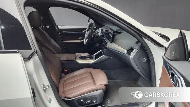 BMW 4 Series (G22) 2024 Белый из Кореи, фото 2