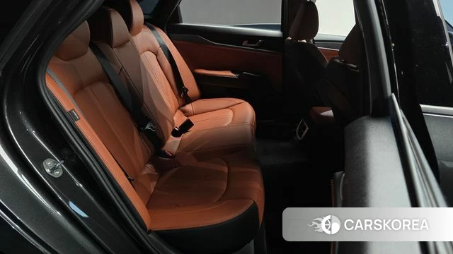 Kia The New K5 3rd generation 2023 Серый из Кореи, фото 2