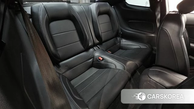 Ford Mustang 2019 Черный из Кореи, фото 2