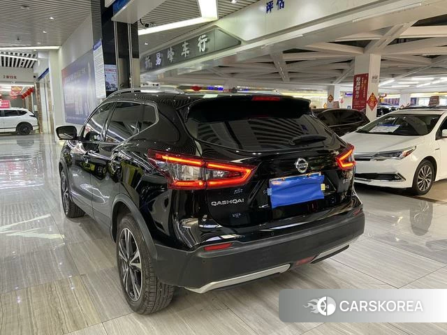 Nissan Qashqai 2022 Черный из Китая, фото 2