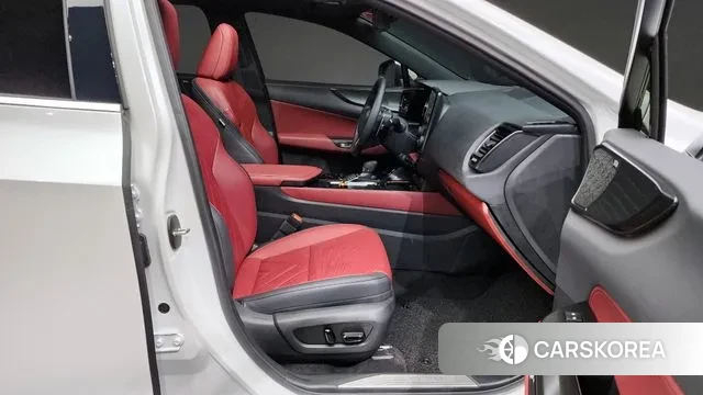 Lexus NX350h Second generation 2024 Белый из Кореи, фото 2