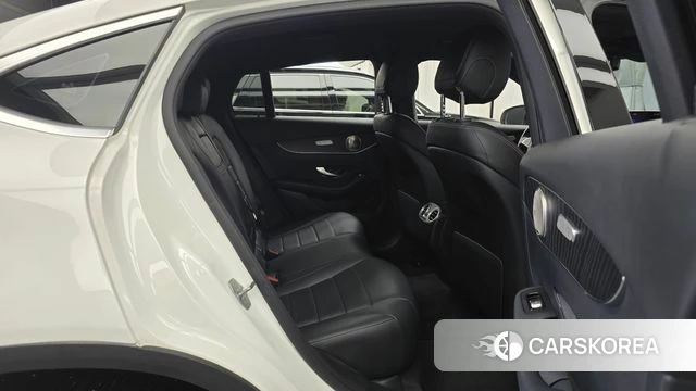 Mercedes-Benz GLC-Class X253 2019 Белый из Кореи, фото 2