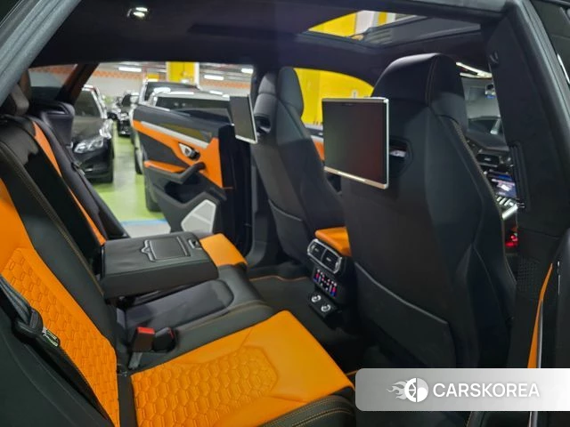 Lamborghini Urus 2021 Черный из Кореи, фото 2