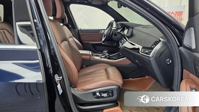BMW X5 (G05) 2021 Черный из Кореи, фото 2