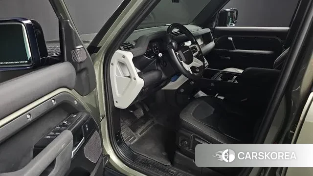 Land Rover Defender (L663) 2020 Зеленый из Кореи, фото 2