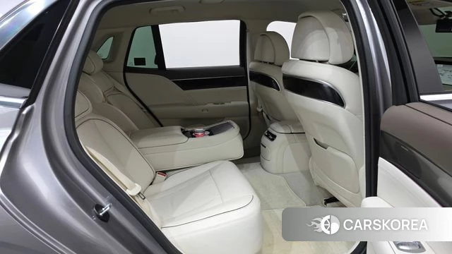 Genesis G90 (RS4) 2023 Серебристо-серый из Кореи, фото 2
