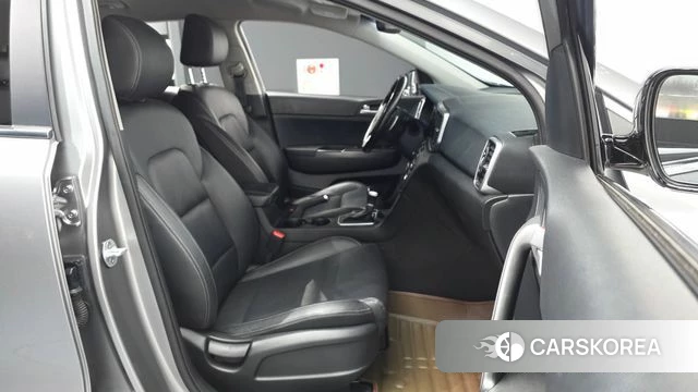Kia Sportage The Bold 2019 Серебристо-серый из Кореи, фото 2