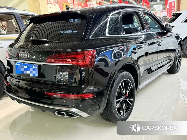 Audi Q5L 2024 Черный из Китая, фото 2