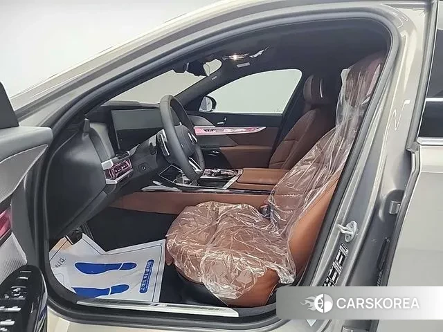 BMW 7 Series (G70) 2025 Серый из Кореи, фото 2