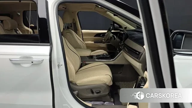 Kia Carnival 4th generation 2020 Белый из Кореи, фото 2