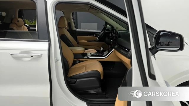 Kia Carnival 4th generation 2022 Белый из Кореи, фото 2