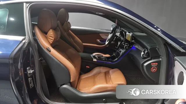 Mercedes-Benz C-Class W205 2020 Синий из Кореи, фото 2