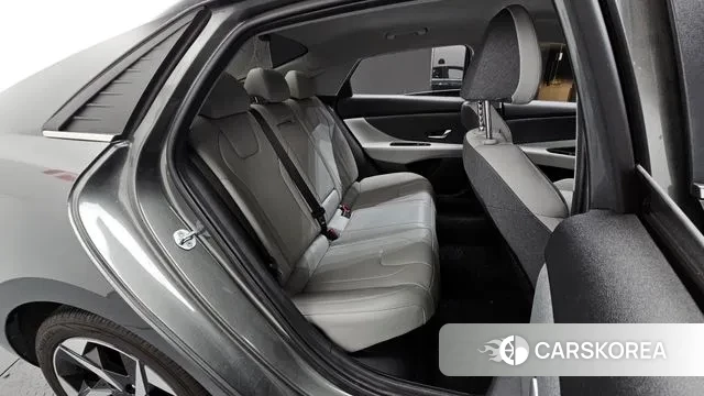 Hyundai Avante Hybrid (CN7) 2022 Серый из Кореи, фото 2