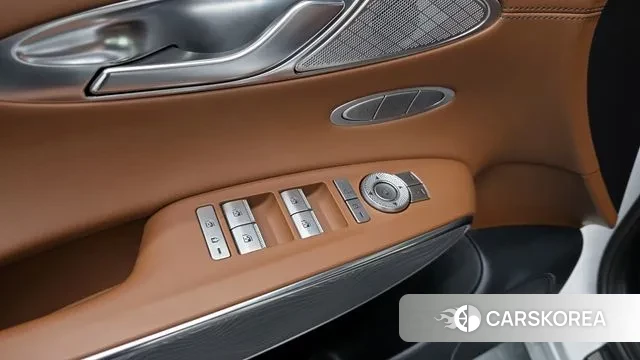 Genesis GV70 2021 Белый из Кореи, фото 2