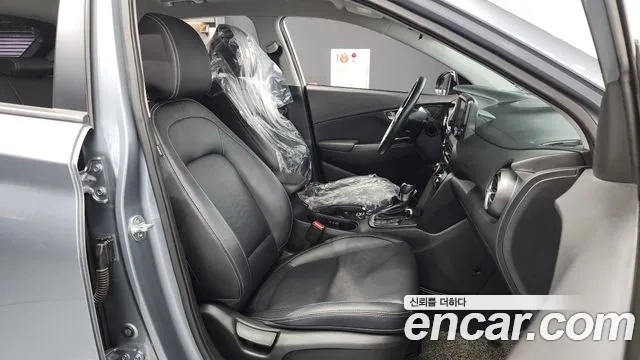 Hyundai Kona 2018 Серебристо-серый из Кореи, фото 2