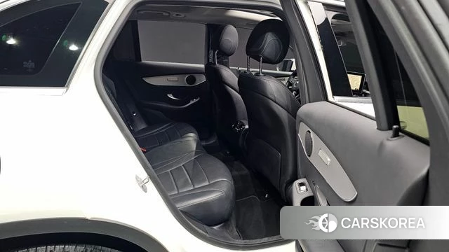 Mercedes-Benz GLC-Class X253 2018 Белый из Кореи, фото 2