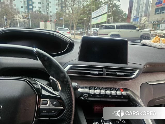 Peugeot 3008 second generation 2020 Черный из Кореи, фото 2