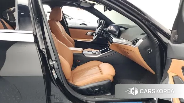 BMW 3 Series (G20) 2024 Черный из Кореи, фото 2