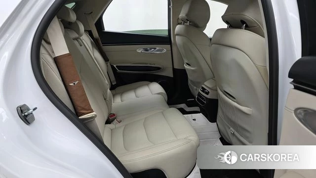 Genesis GV70 2021 Белый из Кореи, фото 2