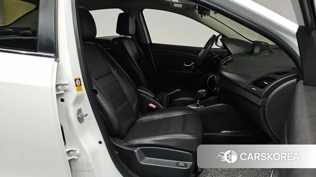 Renault Korea (Samsung) SM3 Z.E. 2018 Белый из Кореи, фото 2