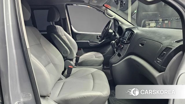 Hyundai The New Grand Starex 2020 Серебряный из Кореи, фото 2