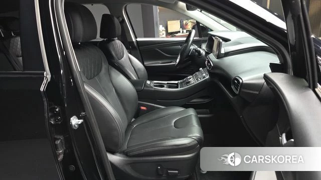 Hyundai The New Santa Fe 2023 Черный из Кореи, фото 2