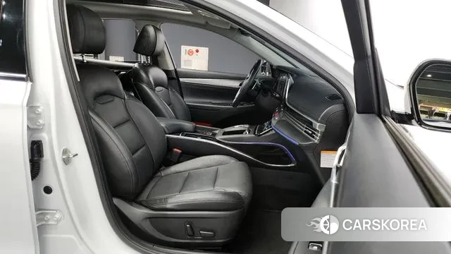 Hyundai The New Grandeur IG Hybrid 2021 Белый из Кореи, фото 2