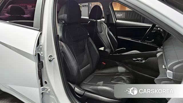 Hyundai Avante (CN7) 2022 Белый из Кореи, фото 2