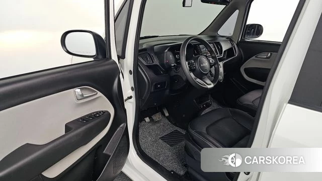 Kia The New Kia Ray 2023 Белый из Кореи, фото 2