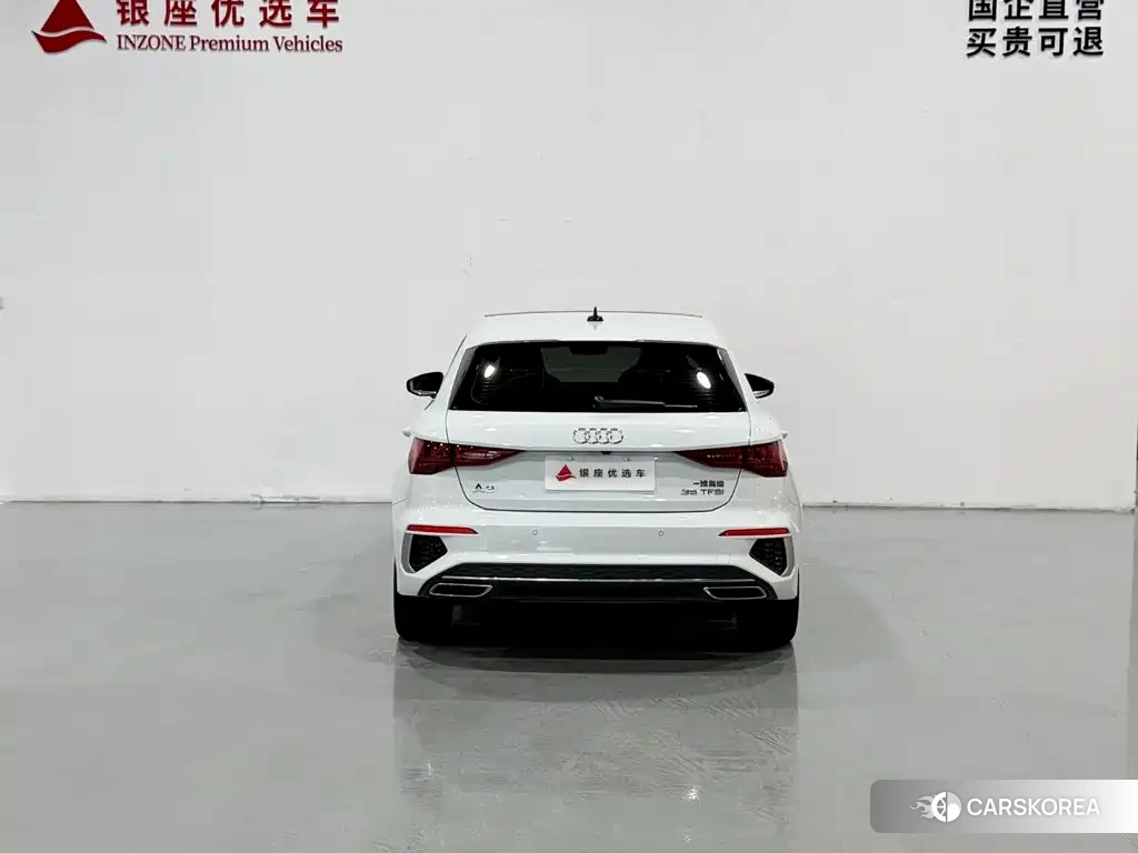 Audi A3 2023 Белый из Китая, фото 2