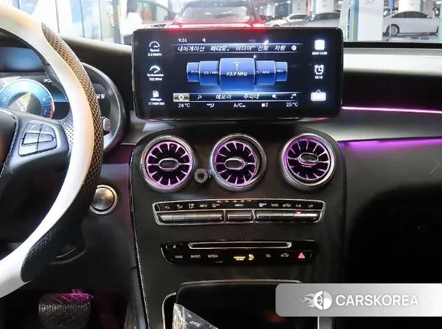 Mercedes-Benz GLC-Class X253 2019 Черный из Кореи, фото 2