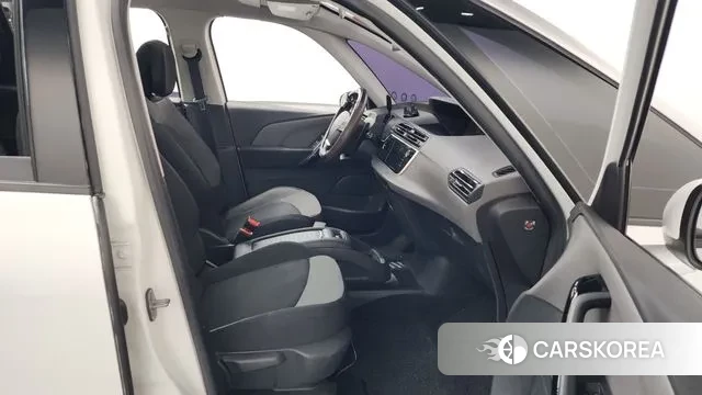 Citroen / DS Grand C4 Picasso 2018 Белый из Кореи, фото 2