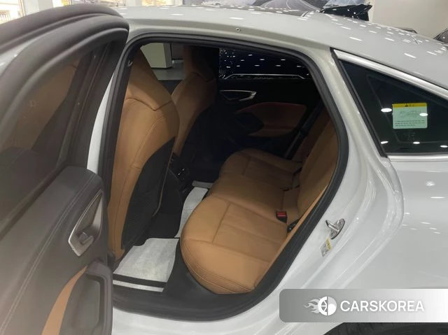 Audi A5 (B10) 2025 Белый из Кореи, фото 2