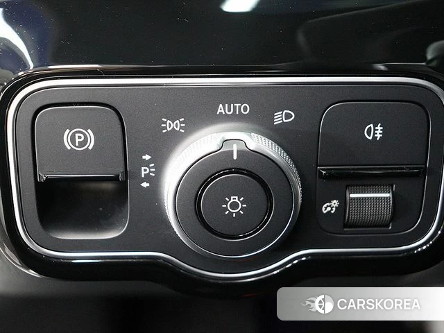 Mercedes-Benz CLA-Class C118 2025 Белый из Кореи, фото 2