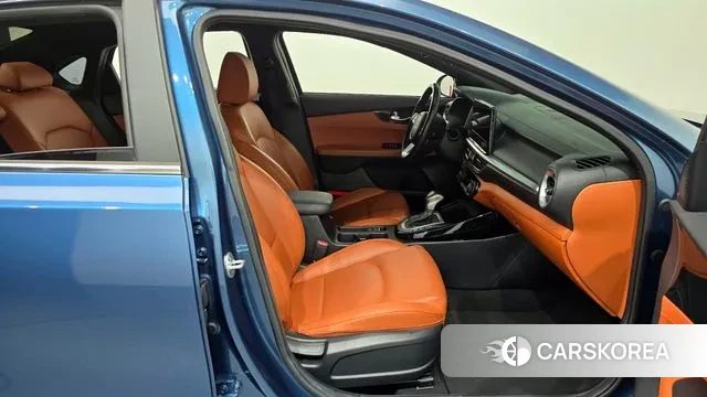 Kia The New K3 2nd generation 2022 Синий из Кореи, фото 2