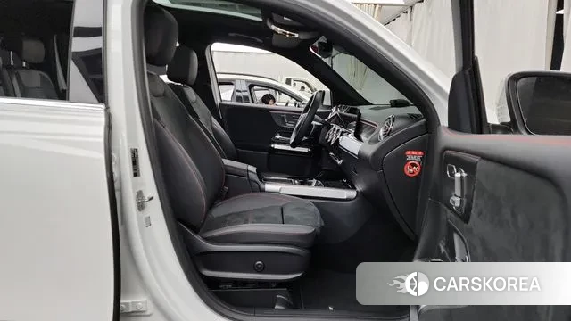 Mercedes-Benz GLB-Class X247 2025 Белый из Кореи, фото 2