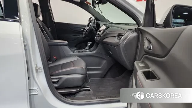 Chevrolet (GM Daewoo) The New Equinox 2022 Белый из Кореи, фото 2