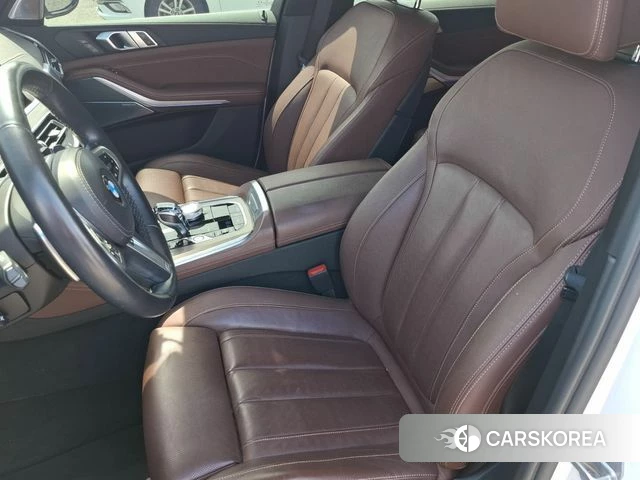 BMW X5 (G05) 2021 Белый из Кореи, фото 2