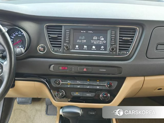 Kia The New Carnival 2019 Белый из Кореи, фото 2