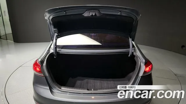 Hyundai Avante AD 2018 Серый из Кореи, фото 2