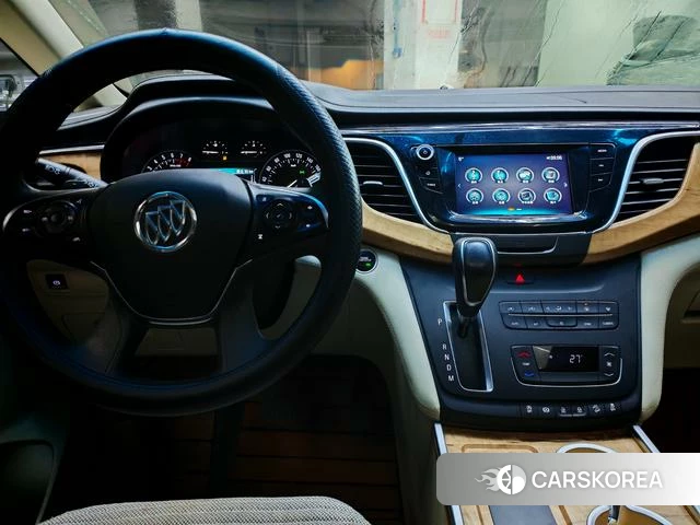 Buick GL8 2019 Шампань из Китая, фото 2