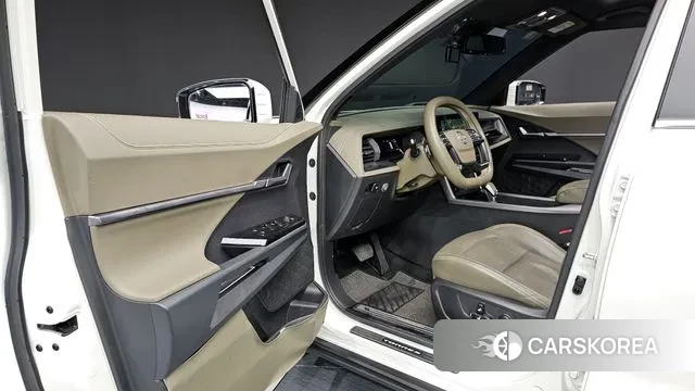 Ssangyong Torres 2023 Белый из Кореи, фото 2